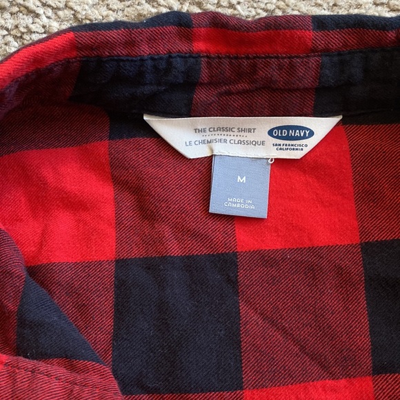 Old Navy The Classic Shirt Flannel - Picture 2 of 3